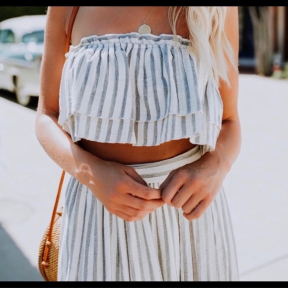 🌸2 Pc. Set🌸Listicle Striped Layered Crop Top & Maxi Skirt Set. - Picture 5 of 15